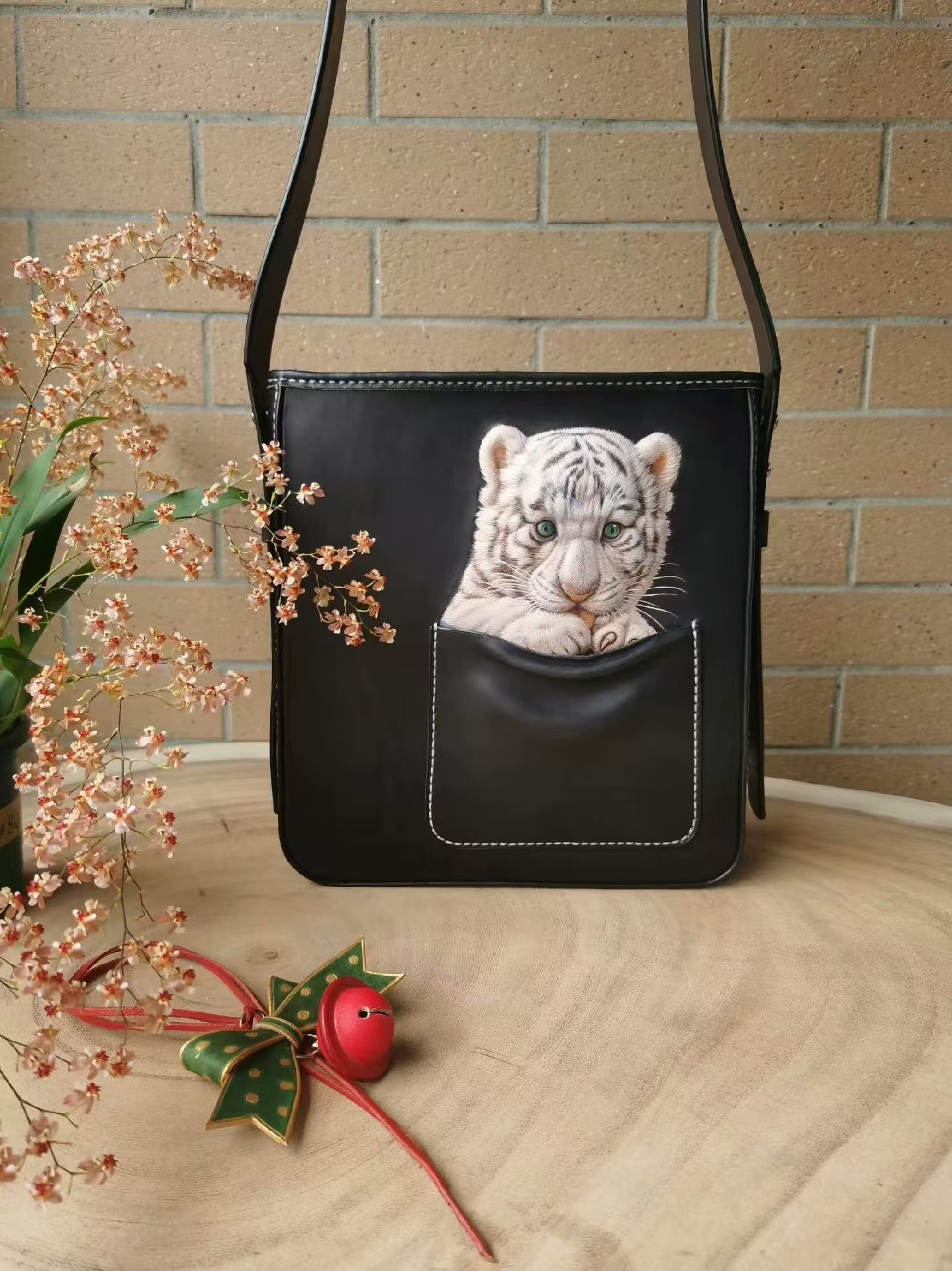 Leatherchild Handmade Hyper-Realistic Carved Leather Pet Bucket bag (Deposit)Artist: Ms.Tao