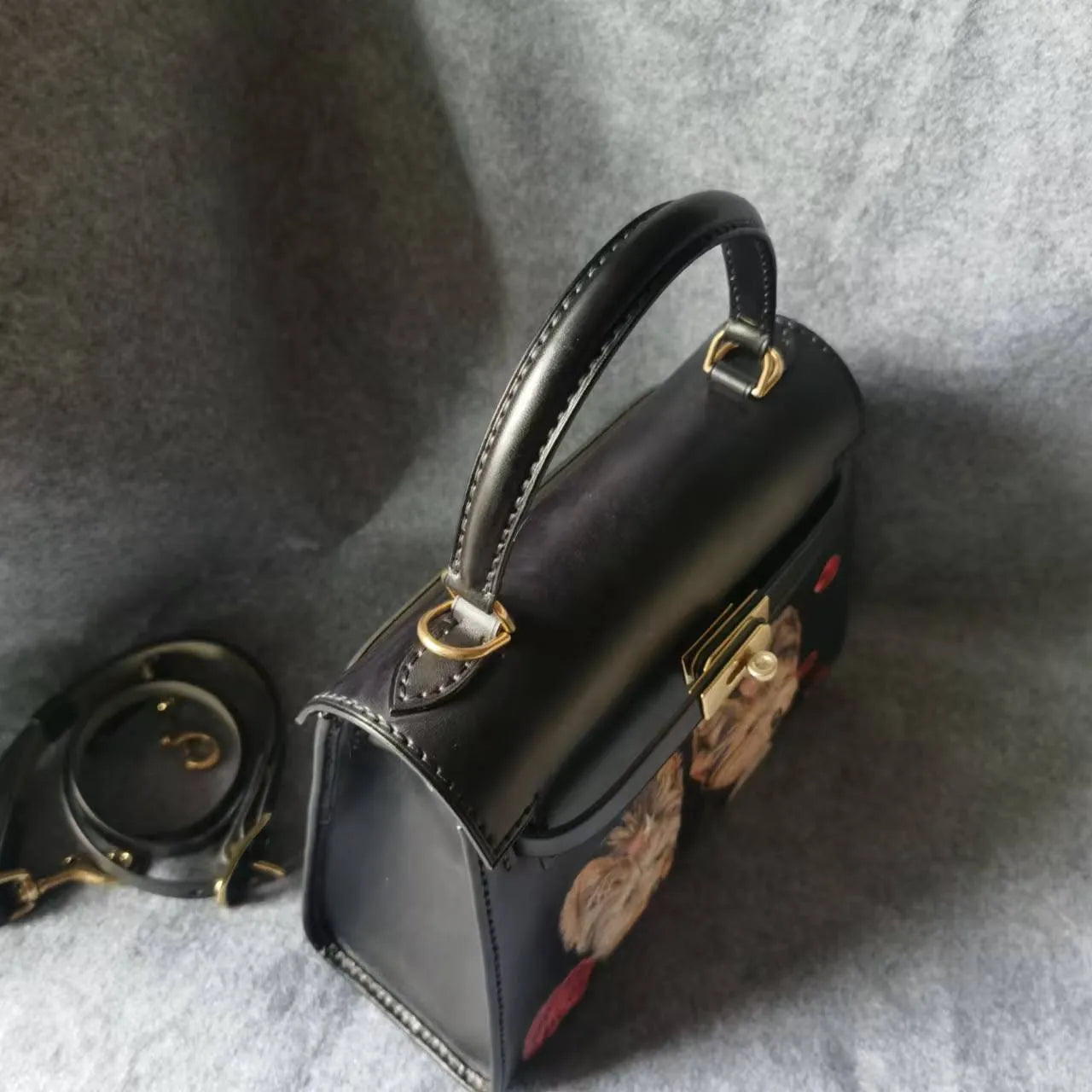 Leatherchild Handmade Hyper-Realistic Carved Leather Pet Bag Kelly 25 (Deposit)Artist: Ms.Tao