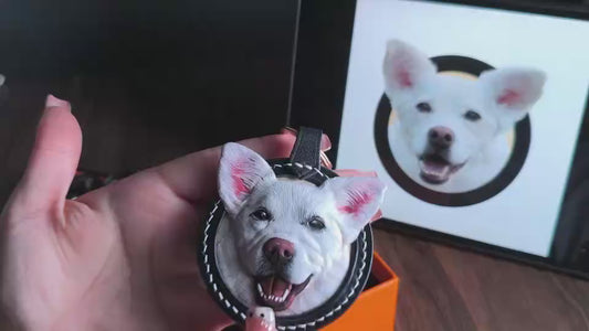 Leatherchild Handcrafted Italian Veg-Tanned Leather Pet TAG -   Decorations (custom-made 30-50 days)