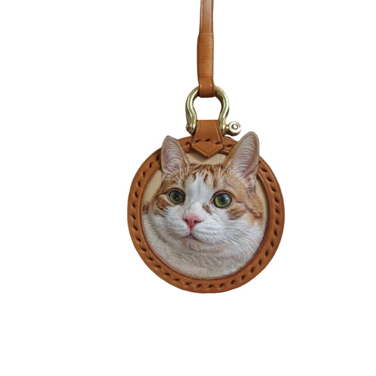 Leatherchild hyper-realistic Custom Pet Portrait Keychain, Bag Tag, or Luggage Tag – Handmade Leather Art Keepsake or Gift (Custom-Made in 60-90 Days)Artist: Ms.Tao